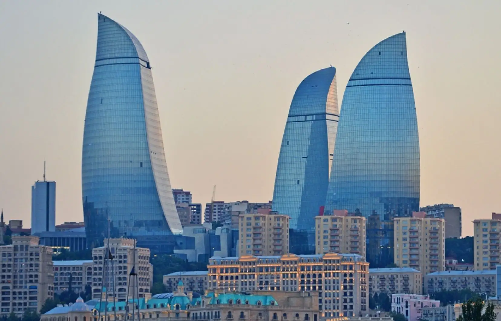 Azerbaïdjan : Pont entre l’Europe et l’Asie centrale.